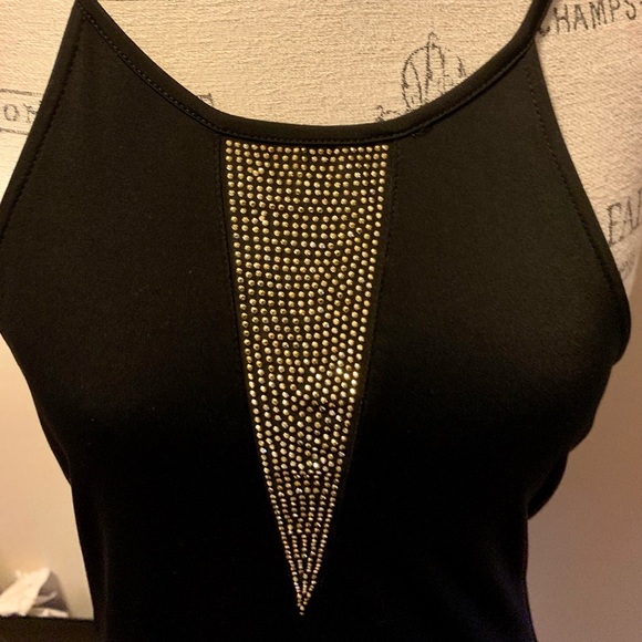 NWT ADORABLE TOP W/GOLD BEADING. ELASTIC WAIST. PERFECT FOR HOLIDAYS. - Picture 5 of 10